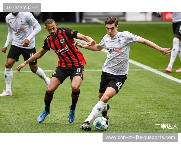 阿贾克斯追内马尔式爆发：足球赛场的独特之路