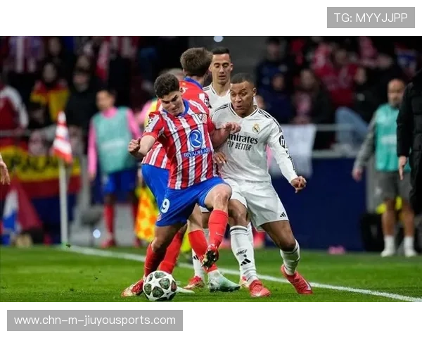 马竞准备截胡德甲高空点，西蒙尼要求加强身体对抗