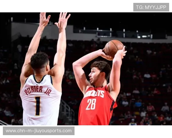 复出遥遥无期?火箭队32岁前锋伤情更新:只能轻度训练,乌帅无奈 复出遥遥无期?火箭队32岁前锋伤情更新:只能轻度训练,乌帅无奈