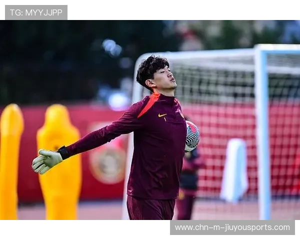 球员在国家队中被赋予定位球主罚人选并表现出色，足球球员定位